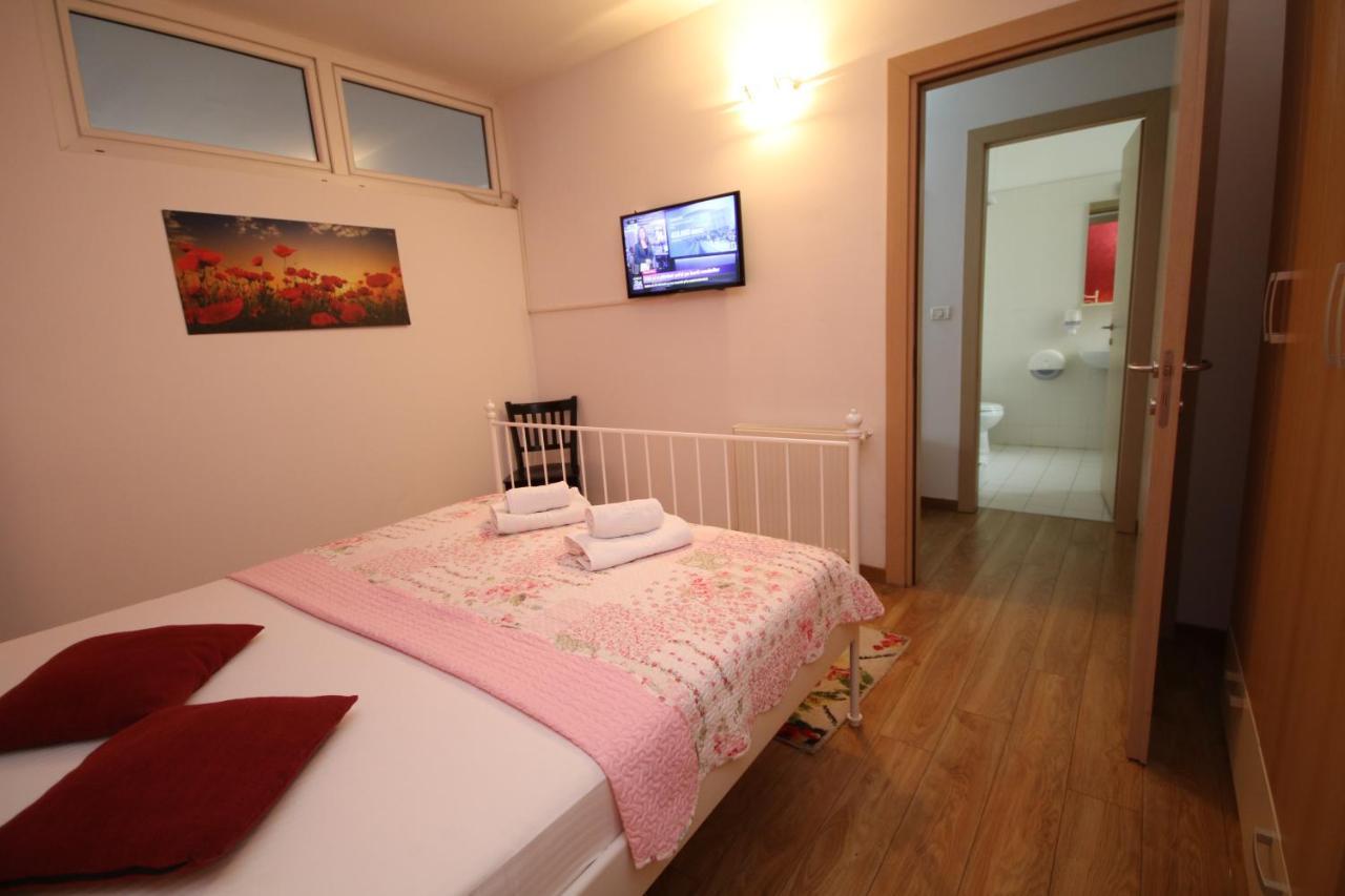 Flowers Apartments Timisoara Exterior foto